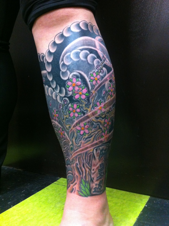I was really excited to get to do this lower leg sleeve after my trip to Japan 